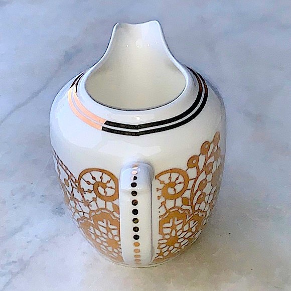 GRACE’S TEAWARE CREAMER & SUGAR BOWL SET WHITE METALLIC GOLD LACE BERRY NEW - Picture 6 of 10